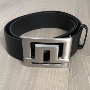 Authentic J Lindeberg belt with buckle Mens size 34